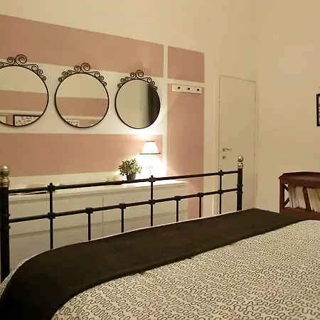 Magenta Collection Del Grande Appartamento